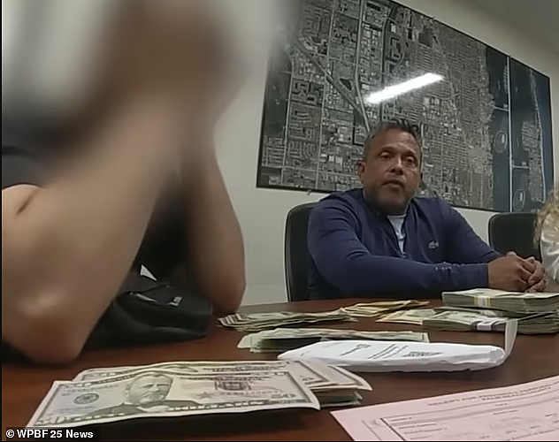 建筑工捡到3万美元现金，一分没留；得知用途后，无数网友破防（组图） - 2
