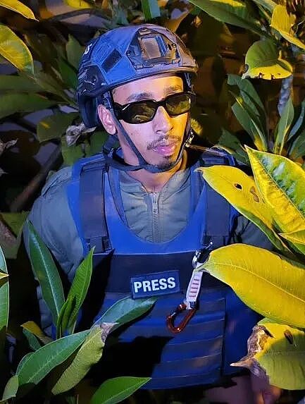 美国争议网红在韩国亵渎慰安妇雕像,亲吻雕像还大跳热舞(组图) - 2
