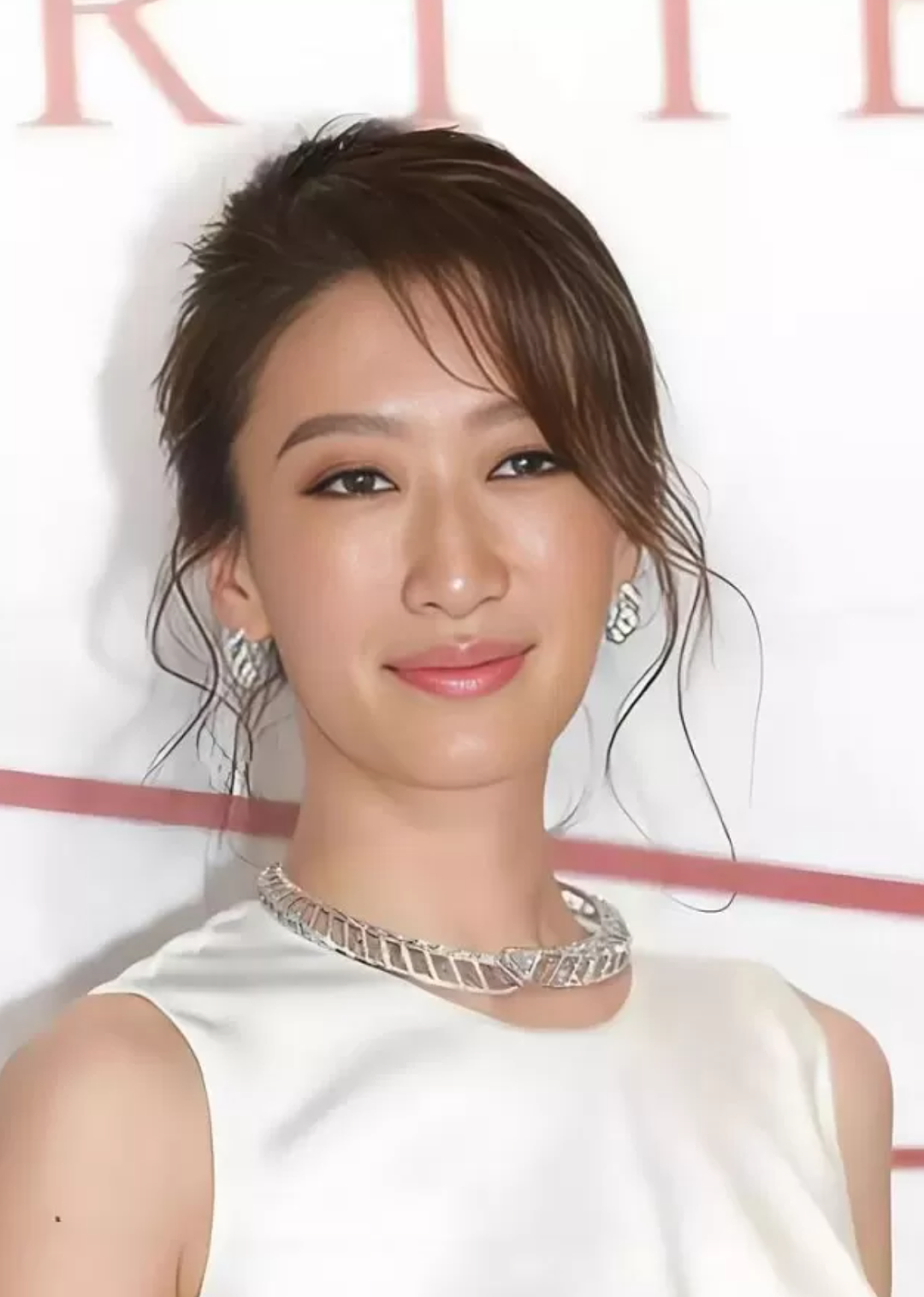 谢贤离世前已失智, 3个保姆24小时照顾; 二婚女儿更洒脱, 未婚生女定居温哥华 - 8