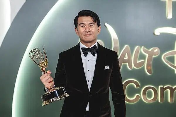 我在哈佛参加毕业典礼，却被一个脱口秀演员骂醒了…（组图） - 21