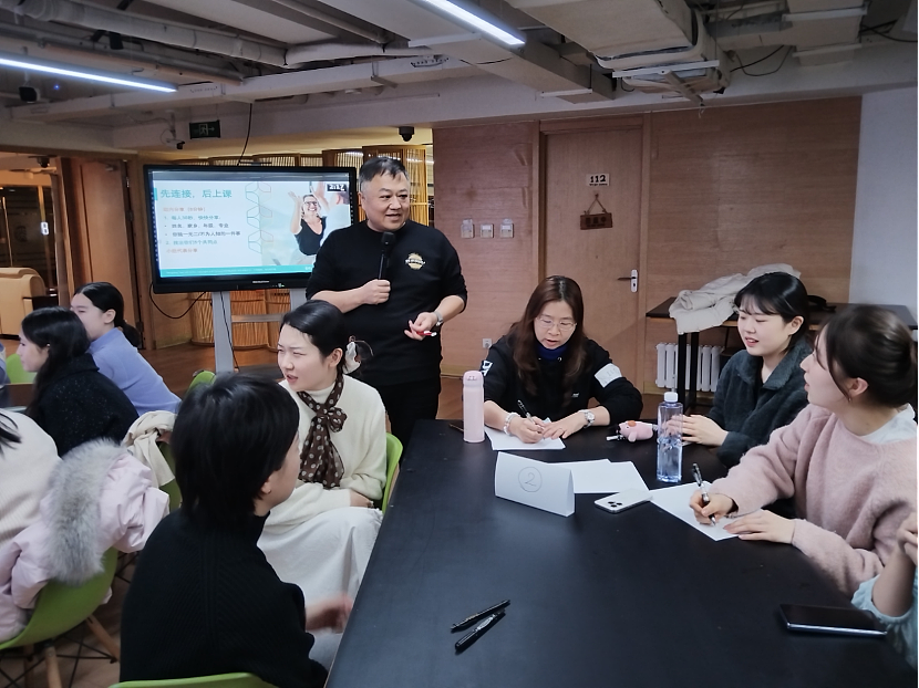 儿子初中辍学、“躺平”三年，一位985学霸父亲的清醒自救（组图） - 1