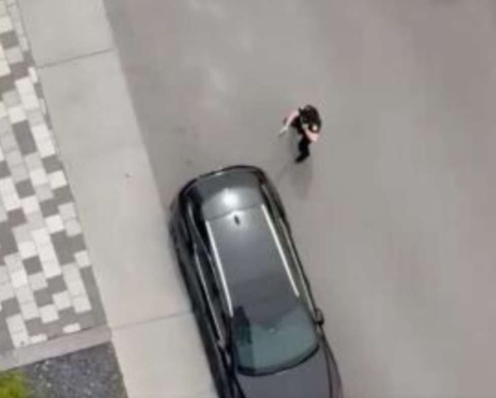 ​血腥现场曝光！加拿大突发激烈枪战！数十声枪响，警察平民身亡！目击者回忆恐怖时刻（组图） - 14
