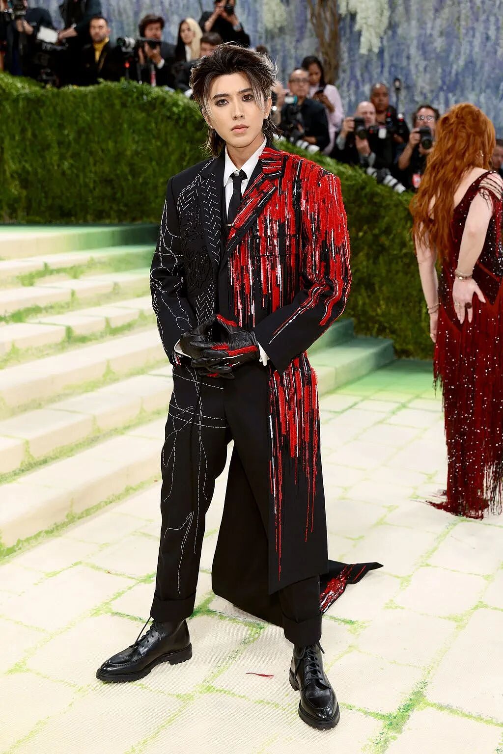 罕见炸场!BLACKPINK全员亮相Met Gala!Lisa大胆前卫,Jennie化身美人鱼(组图) - 22