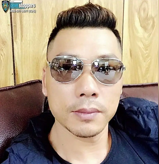 65岁男子遭人上门殴打，还被当场索钱，亚裔嫌犯在逃（组图） - 2