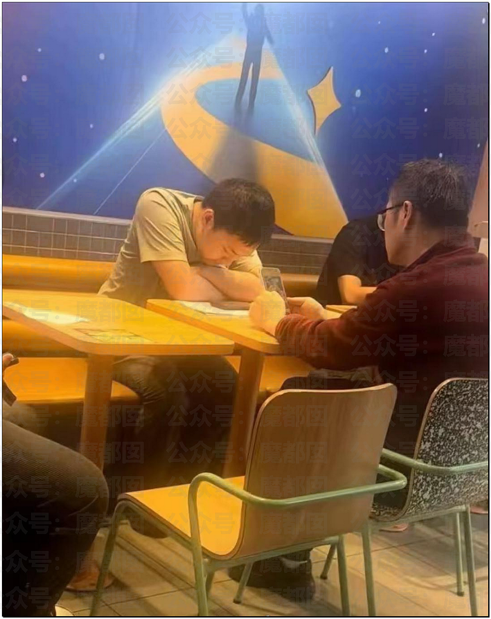 震撼全网！中国“杀哥”对老师呲牙+闷声嘶吼，“杀杀杀”视频疯传（视频/组图） - 8