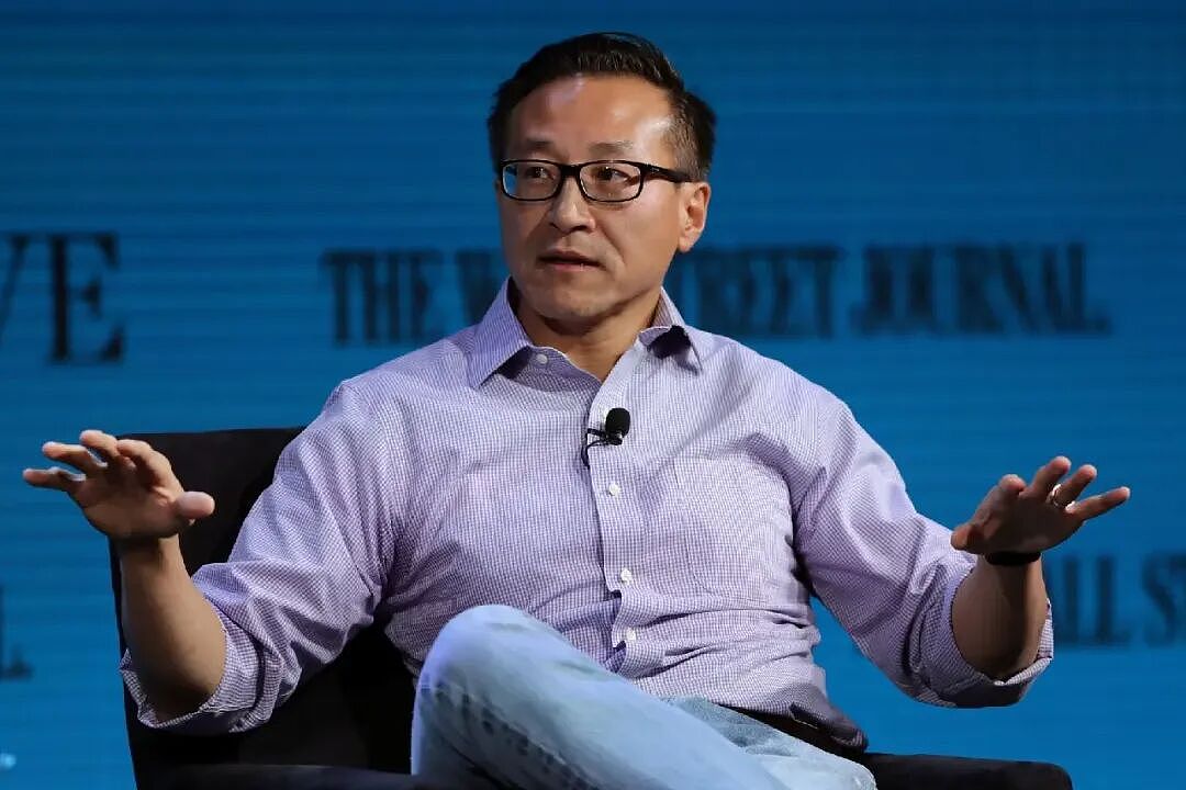 加拿大82人登上福布斯富豪榜!3名华裔杀入前10,首富依旧是他(组图) - 5