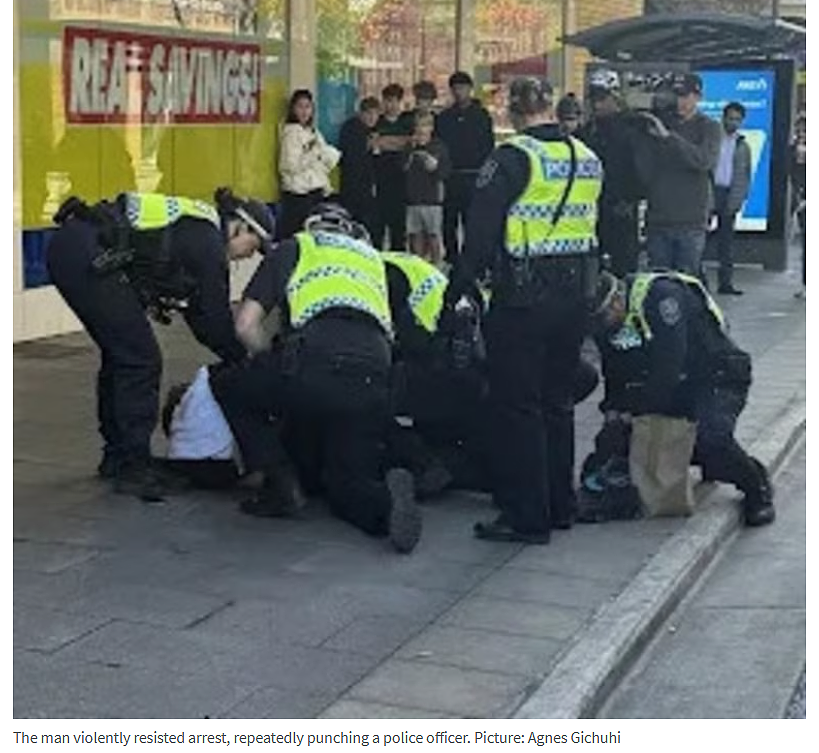 阿德男子骑车遇盘问逃窜,殴打警员撞倒路人面临多重罪名! - 1