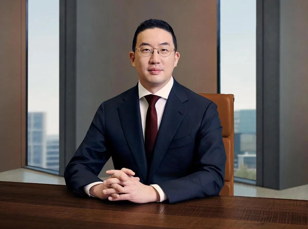 LG家族炸裂内讧!老掌门一份遗嘱骗了妻子和亲女儿,遗产全留给养子?真狠啊...(组图) - 3
