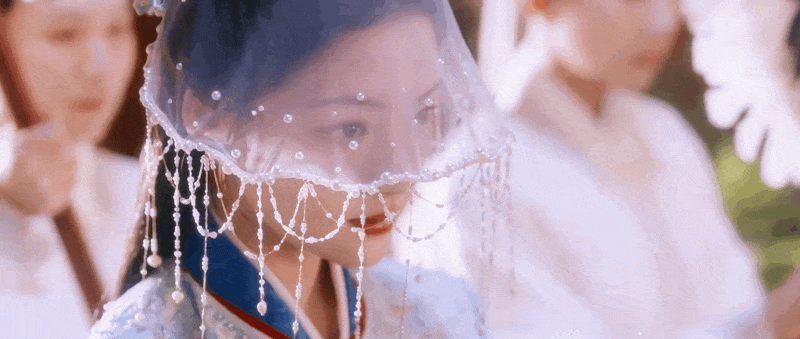 丑到被劝整容的中国95花，又去演绝世美女了？网友：太冤了…（组图） - 5
