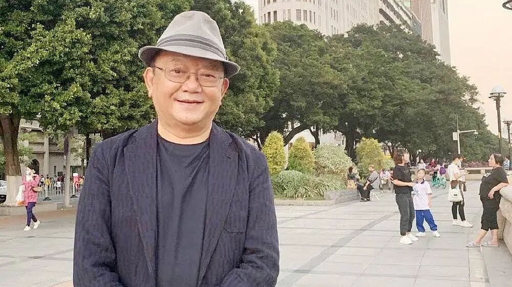 坐拥价值上亿四合院?全家移民美国?王刚的真实情况,让人意外 - 5