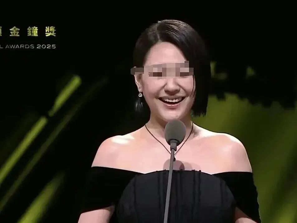 心疼！小S复工首秀谈大S离世内幕！哭到崩溃：“如果不去日本，姐姐是不是就不会走？”（组图） - 5