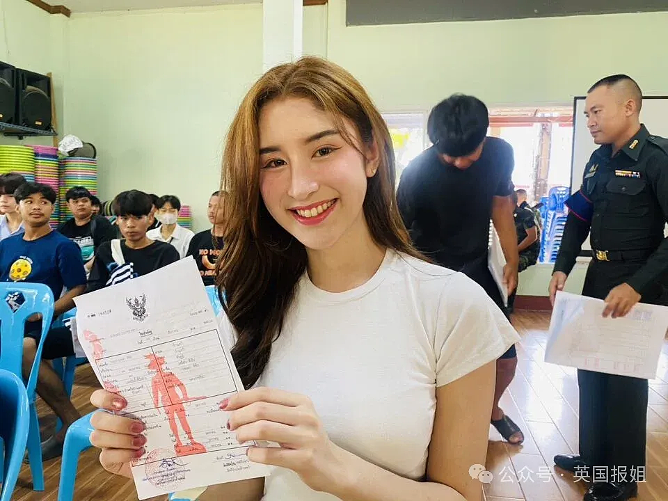 泰国征兵再出“美女”奇葩名场面!有人盛装亮相美成天仙,有人为逃避吃成200斤(组图) - 14