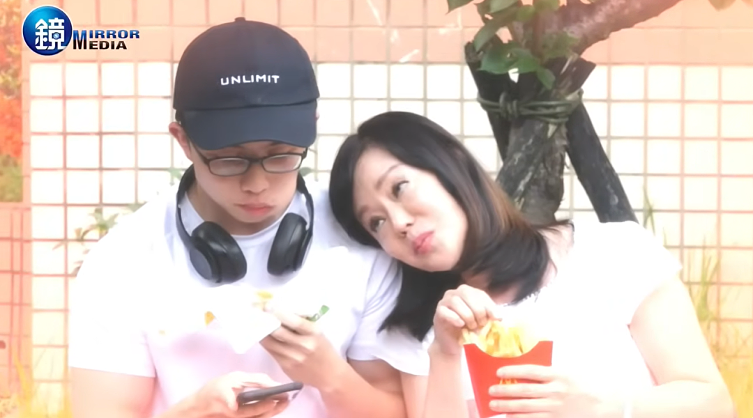 娱乐圈第一“鸡娃”，成功被老妈教废了（组图） - 37