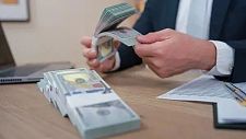 1美元中了2万，感恩节变成批斗会。一张中奖彩票，分裂了全家...（组图）