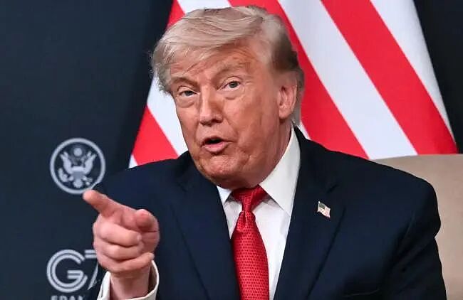 特朗普当众喊话各国领袖：我是老大！下一秒合影被晾（组图） - 4