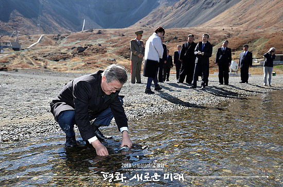 韩国中产，集体涌进东北尽孝 - 19