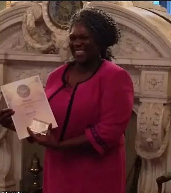 隐瞒48年!狠毒继母烫死5岁女孩,还出书洗白自己?亲哥忍无可忍报警抓人(组图) - 4