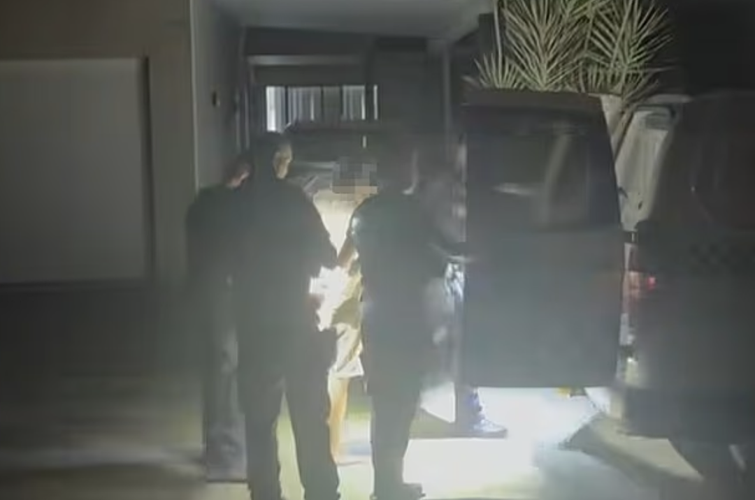 家长噩梦！澳洲女孩深夜卧室外惊现黑影，而接下来的一幕，让全澳刷屏 - 3