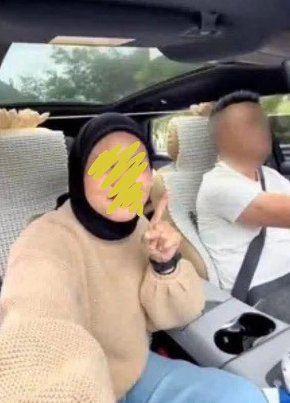 大马网红中国旅游捂鼻嘲“又脏又臭”?中马网友联手重锤,她猖狂嘴硬“我才是受害者”?(组图) - 17