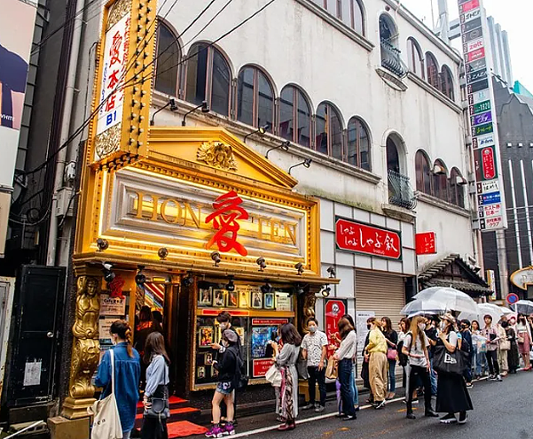 笑死！妹子打卡帅哥咖啡店后发文吐槽被诈骗！说好的韩系帅哥呢？（组图） - 11