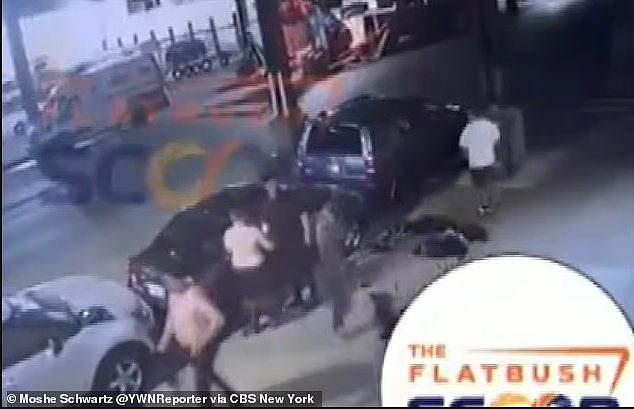 凌晨2点，7名男子突然从纽约下水道爬出！接下来一幕让警察都懵了（组图） - 3