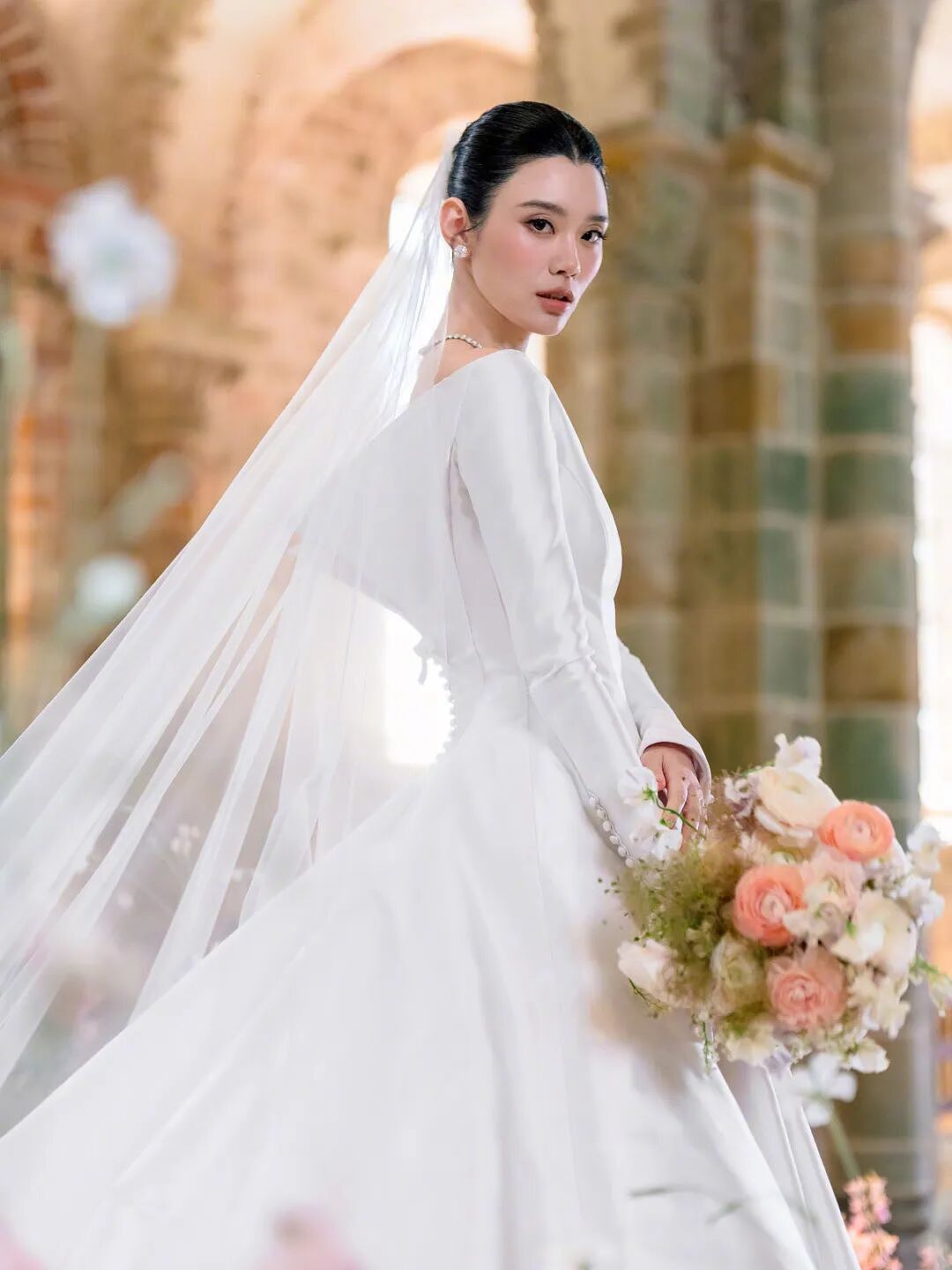 奚梦瑶何猷君婚礼细节曝光，花费上亿被吐槽：好寒酸！ - 27